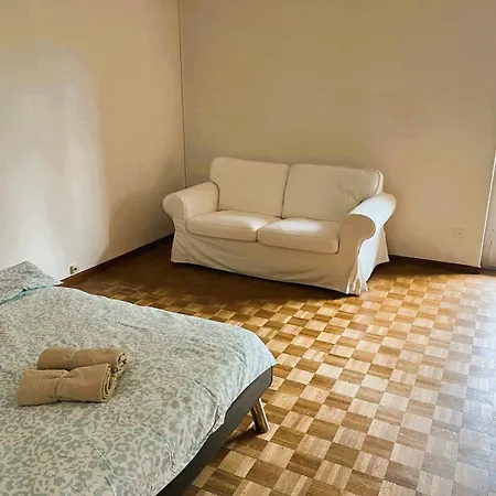 Center Flats With Balcony - Rigi Apartment Zurich