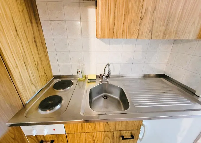 Apartament Center Flats With Balcony - Rigi