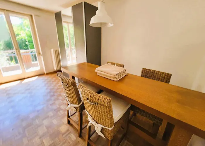 Center Flats With Balcony - Rigi