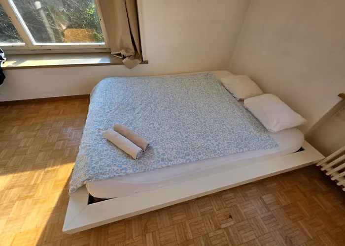 Apartament Center Flats With Balcony - Rigi *