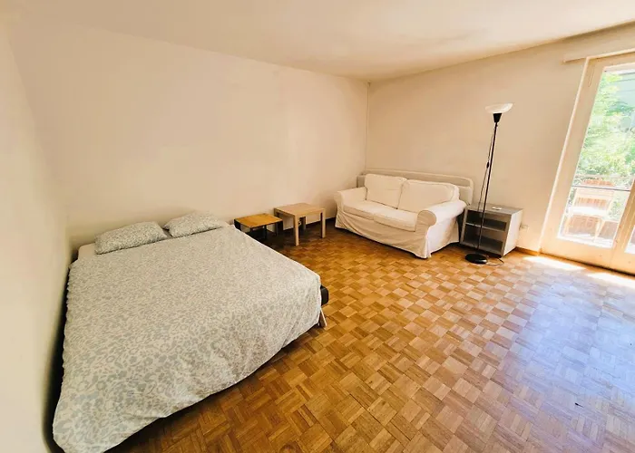 Center Flats With Balcony - Rigi